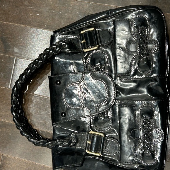 Valentino Garavani Handbags - Valentino Garavani Black Patent Shoulder Bag